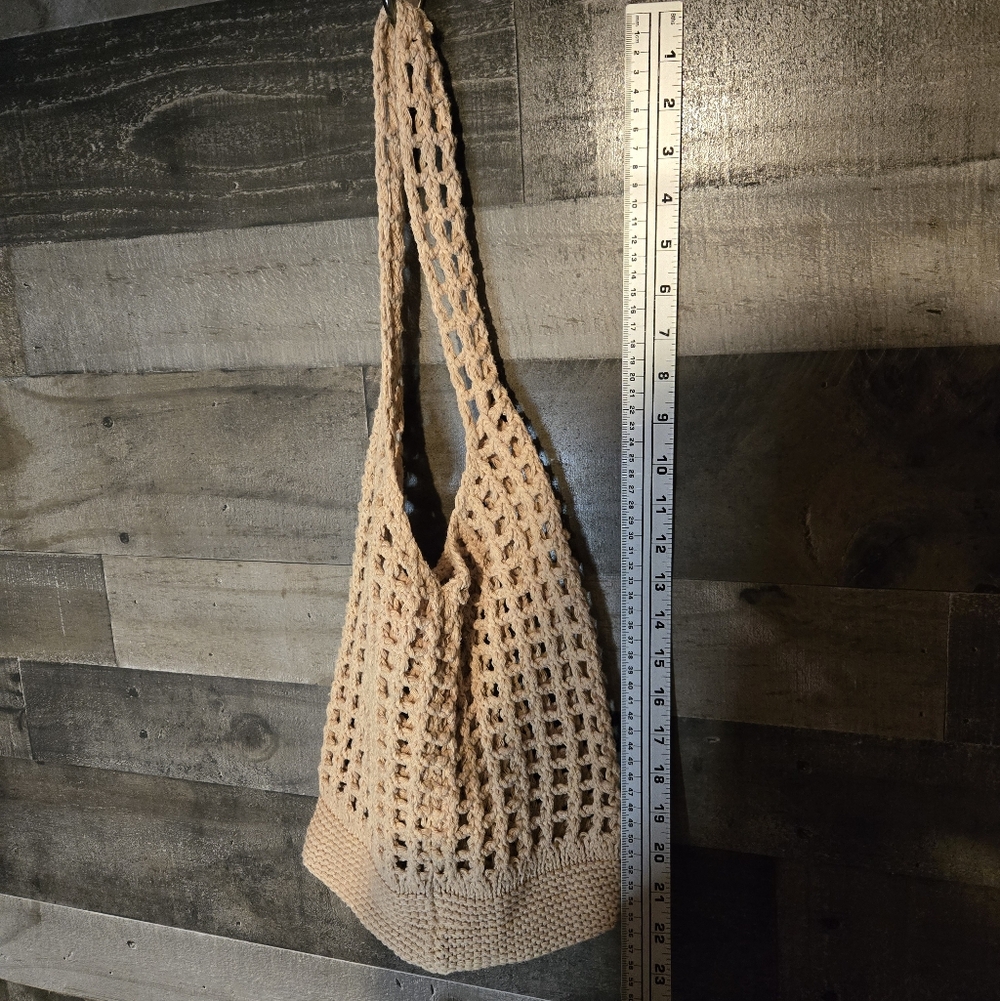 Handcrafted Beige Crochet Market Tote Bag - Picture 2 of 4